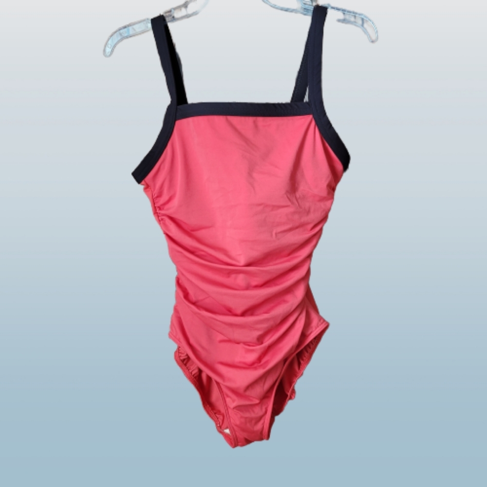NWOT Lands' End Ruched Waist One Piece Underwire Swimsuit, sz 10